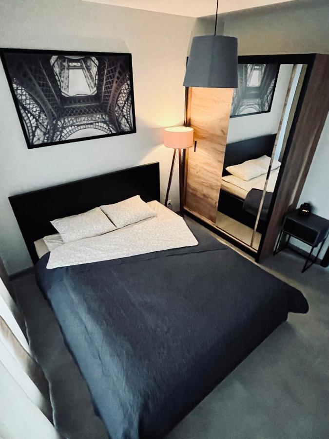 Apartament Husarska Apartman Rumia Kültér fotó